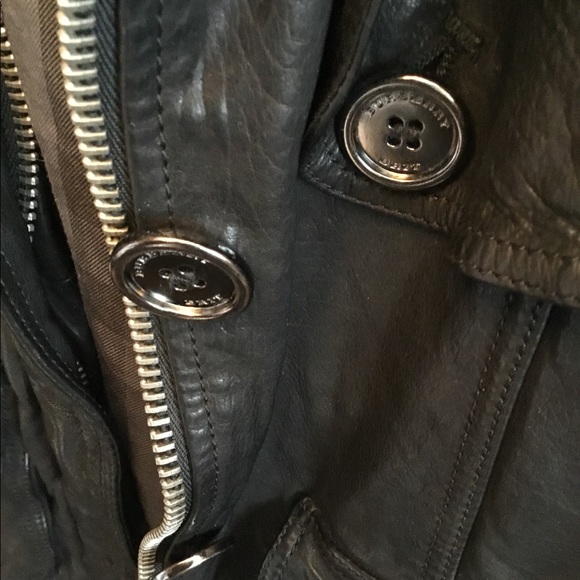 Burberry leather coat - Picture 5 of 8